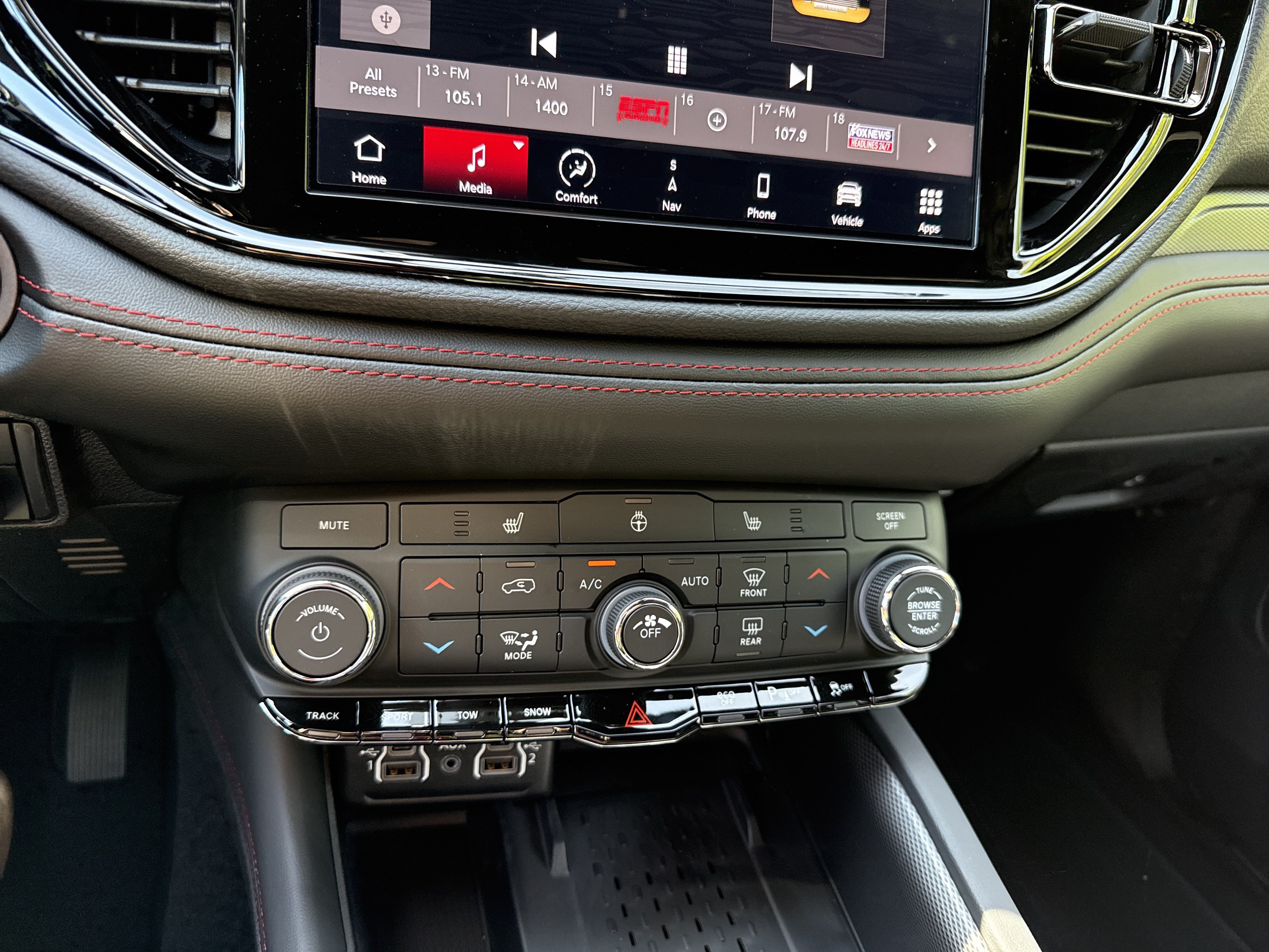 New 2026 Dodge Durango GT w/ Tow 'N Go Package AWD/4WD image 29