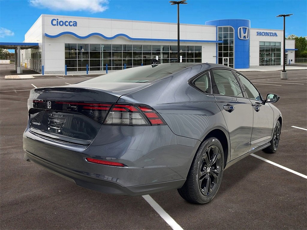 New 2025 Honda Accord SE image 6