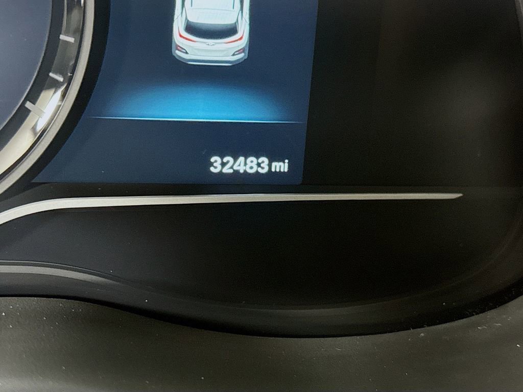 Certified 2021 Hyundai Kona Limited FWD image 5