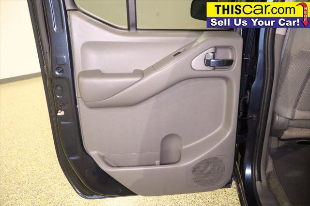 Used 2016 Nissan Frontier SV RWD image 29
