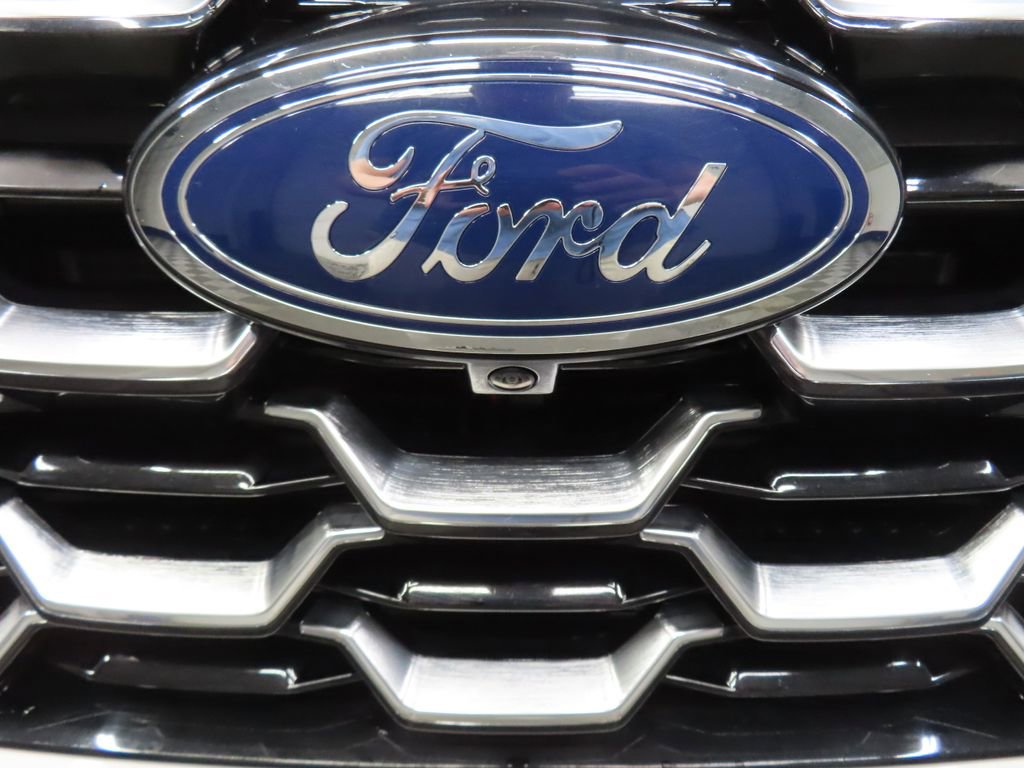 Used 2025 Ford Explorer Platinum w/ LUX Leather Package AWD/4WD image 56