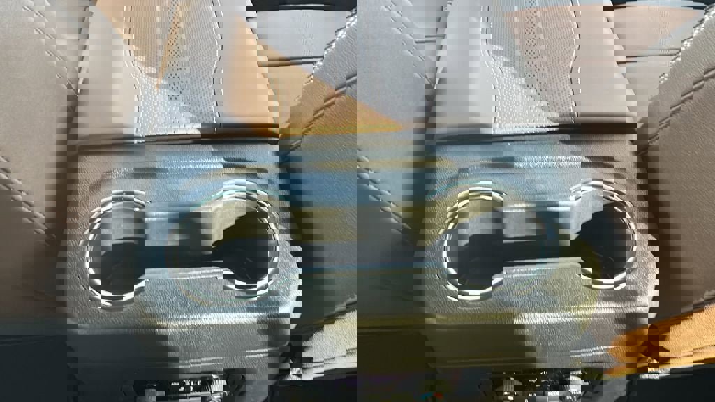 New 2026 Chevrolet Suburban High Country image 24