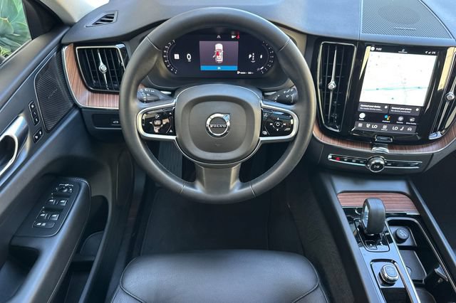 Used 2023 Volvo XC60 B5 Plus w/ Climate Package AWD/4WD image 13