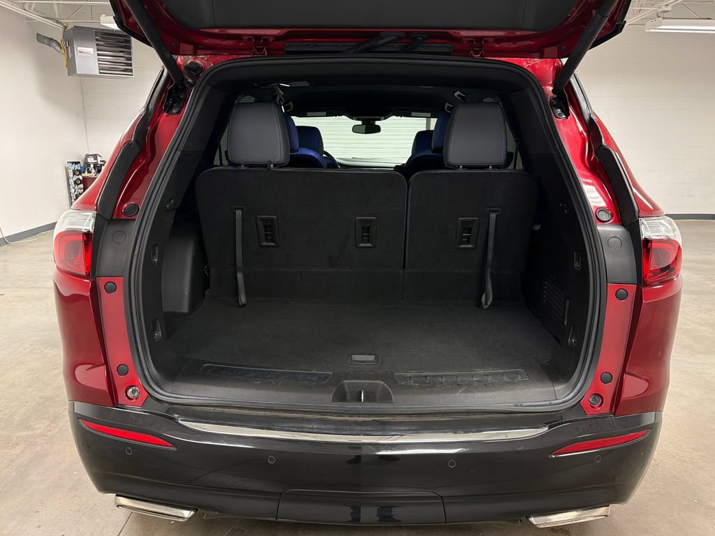 Used 2024 Buick Enclave Essence w/ Sport Touring Edition FWD image 18