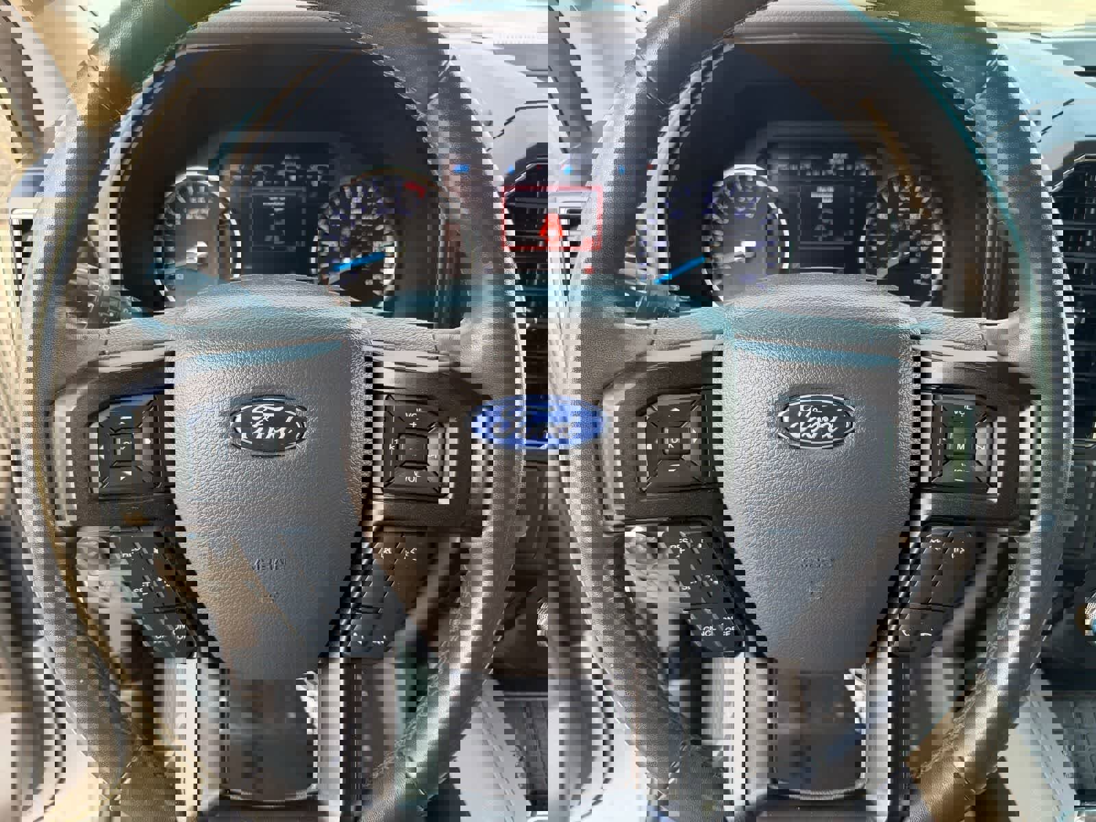 Used 2019 Ford Expedition Limited w/ Equipment Group 302A RWD image 15