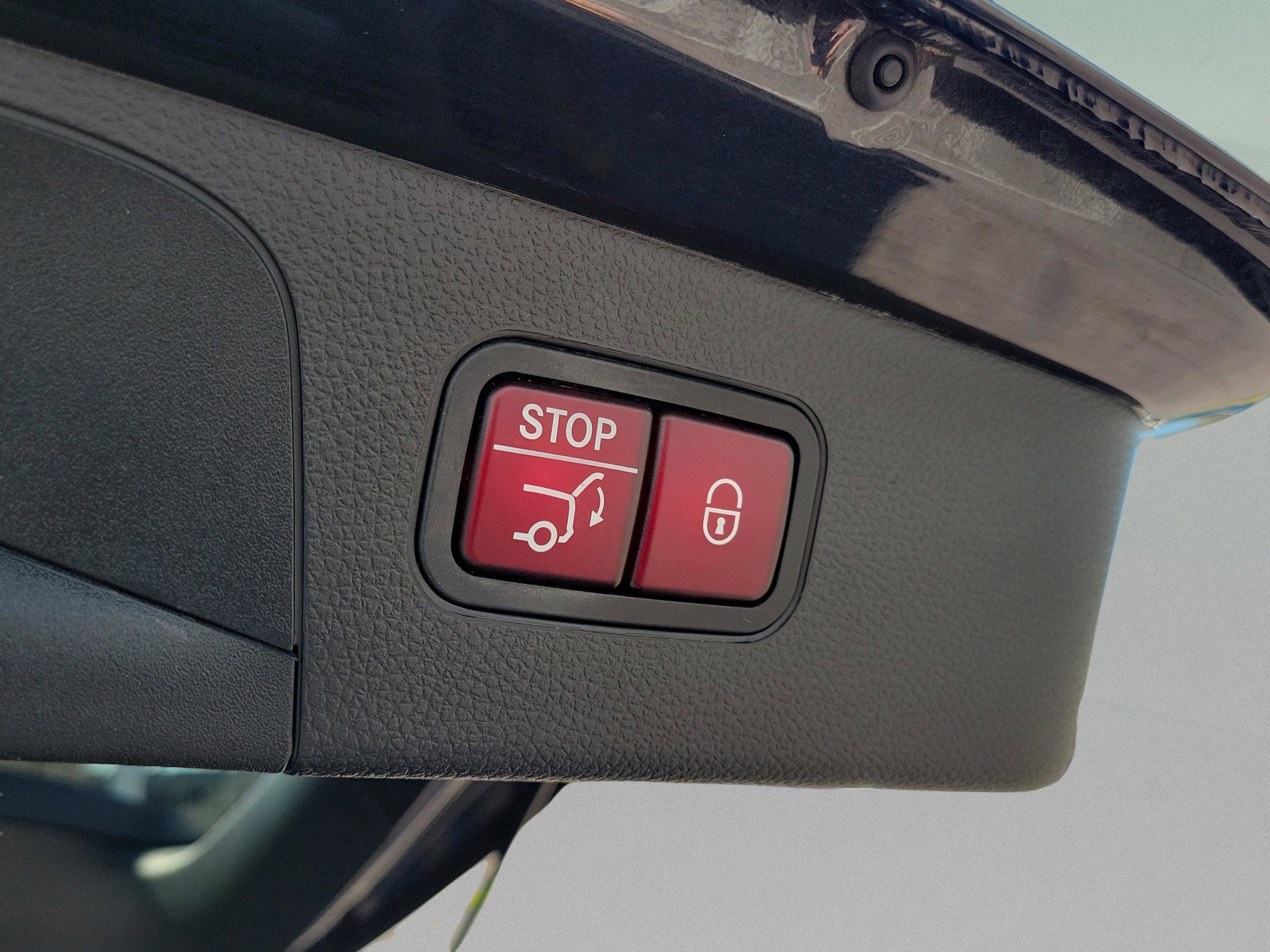 Used 2022 Mercedes-Benz GLC 300 image 6