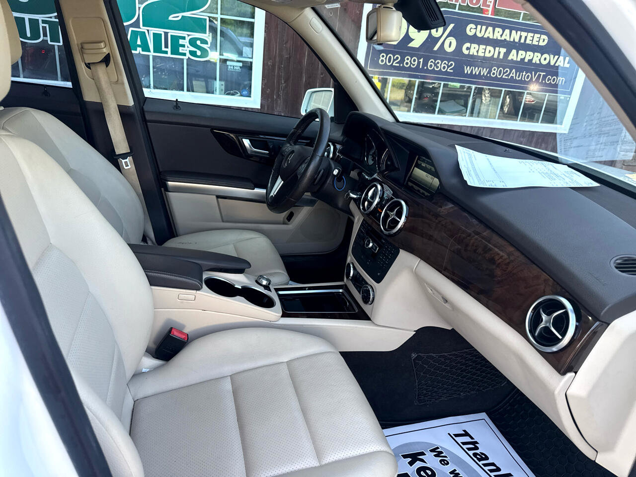 Used 2015 Mercedes-Benz GLK 350 4MATIC image 11