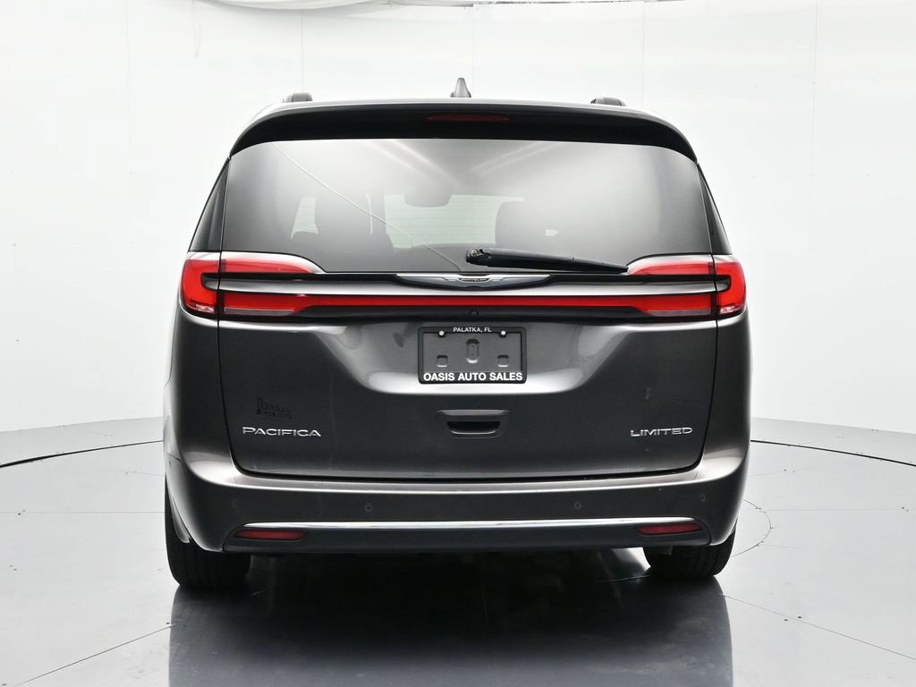 Used 2022 Chrysler Pacifica Limited image 6