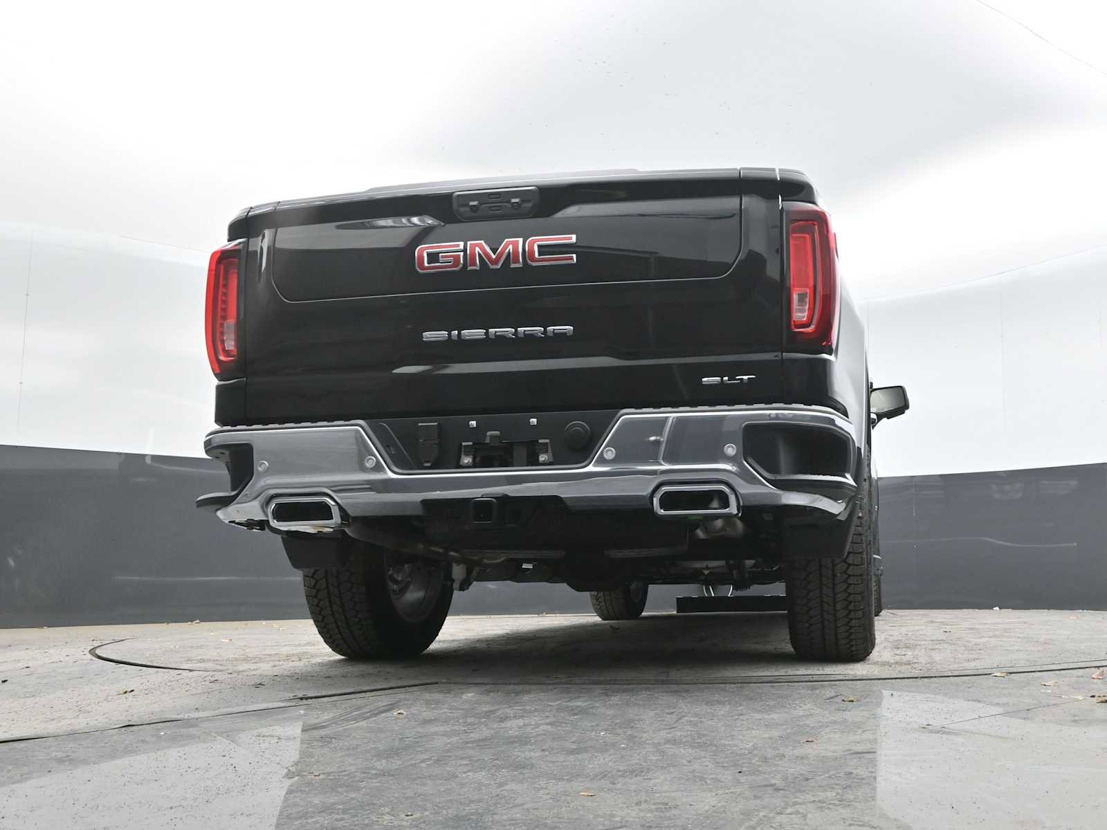 New 2026 GMC Sierra 1500 SLT w/ SLT Premium Package image 40