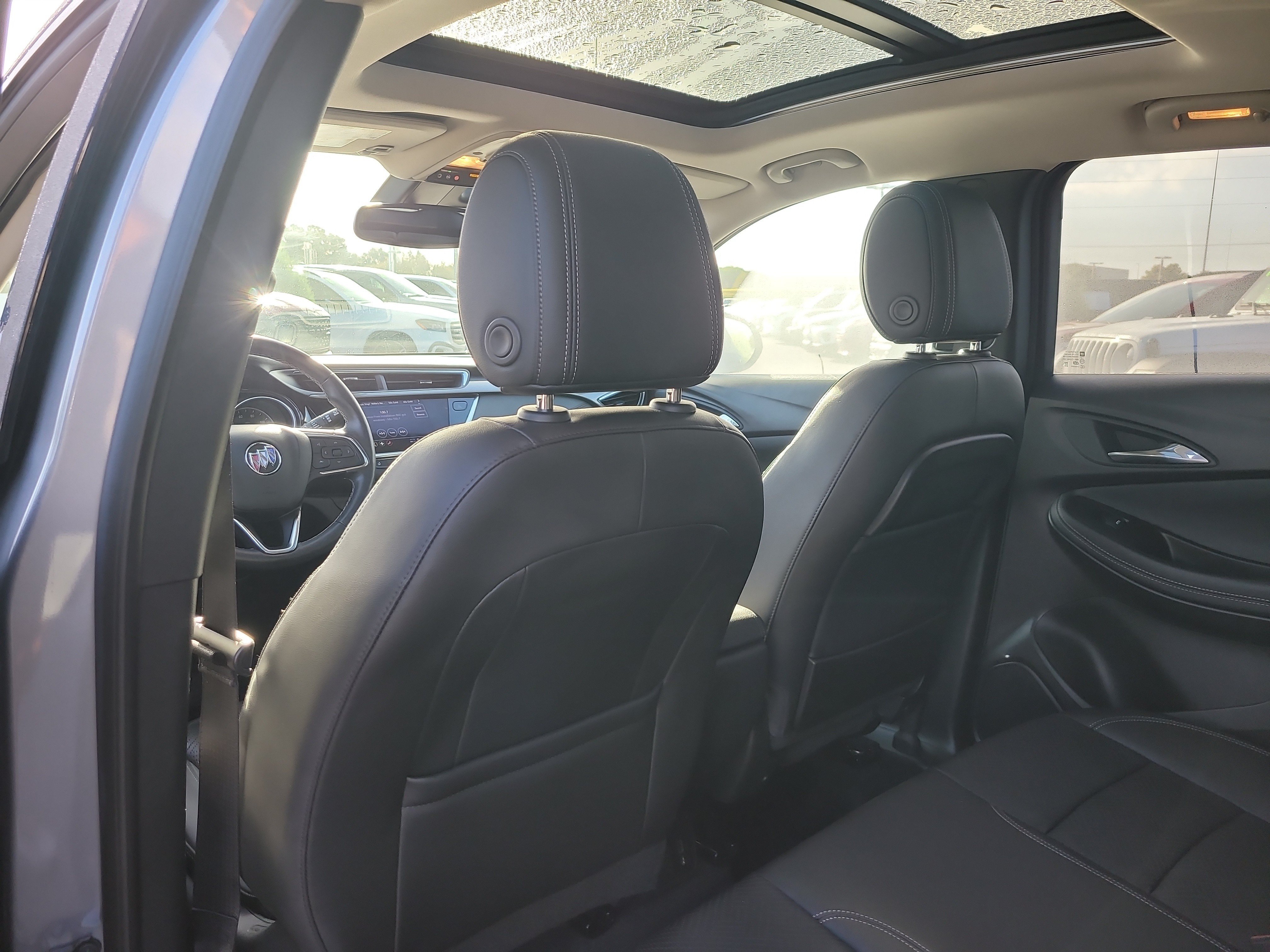 Used 2023 Buick Encore GX Essence w/ Experience Buick Package FWD image 12