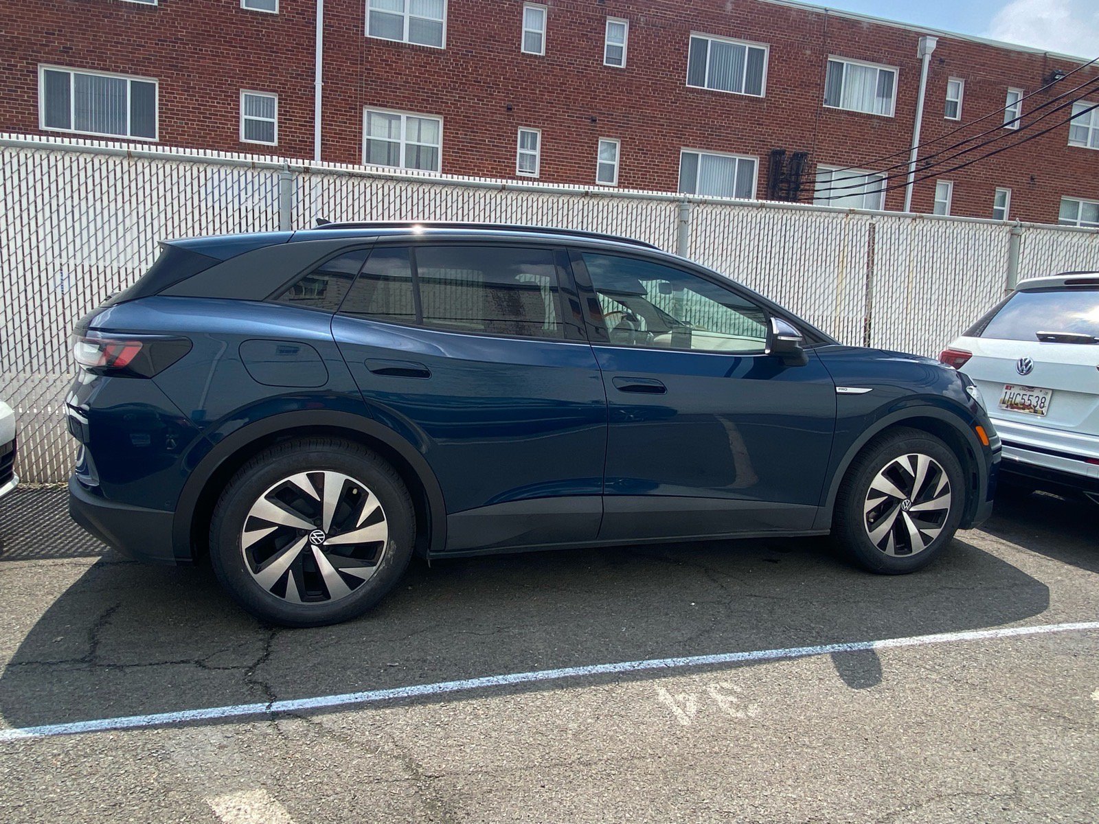 Certified 2023 Volkswagen ID.4 Pro RWD image 2