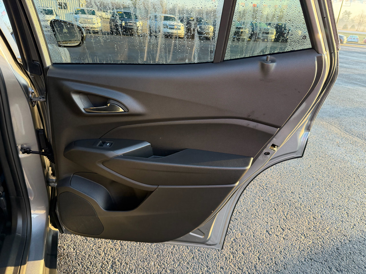 Used 2025 Chevrolet Trax RS w/ Driver Confidence Package image 18