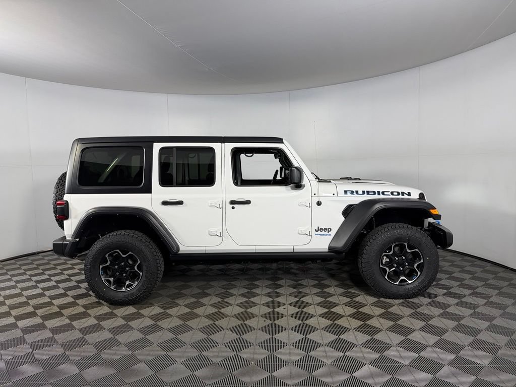 Used 2022 Jeep Wrangler Unlimited Rubicon 4xe w/ Cold Weather Group AWD/4WD image 5