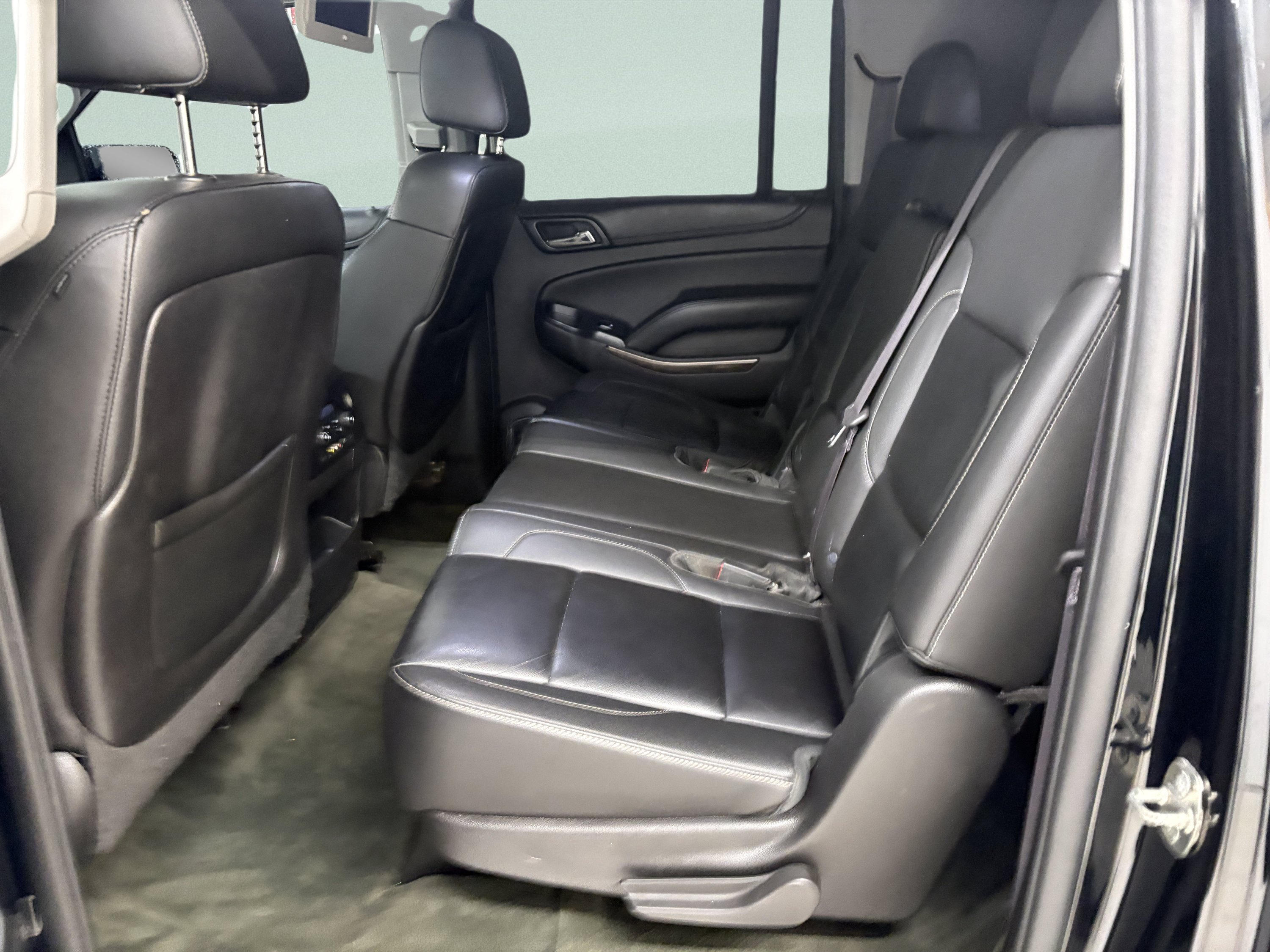 Used 2015 Chevrolet Suburban LT AWD/4WD image 25
