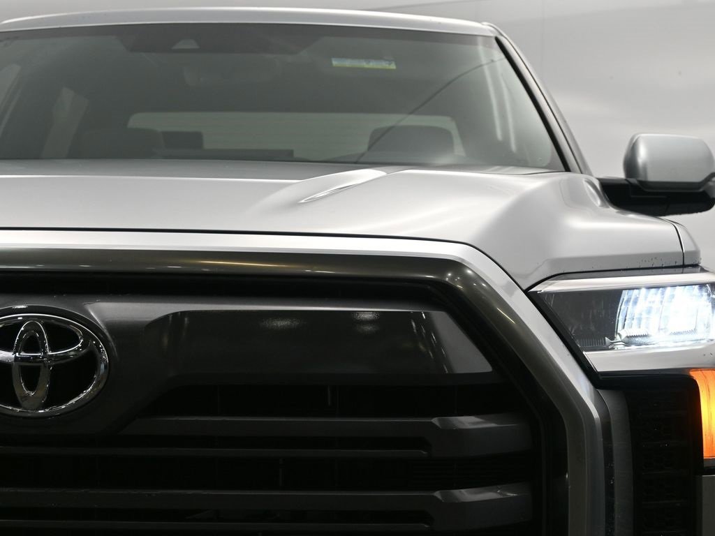 Used 2025 Toyota Tundra Limited image 17