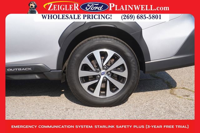 Used 2023 Subaru Outback Premium image 9