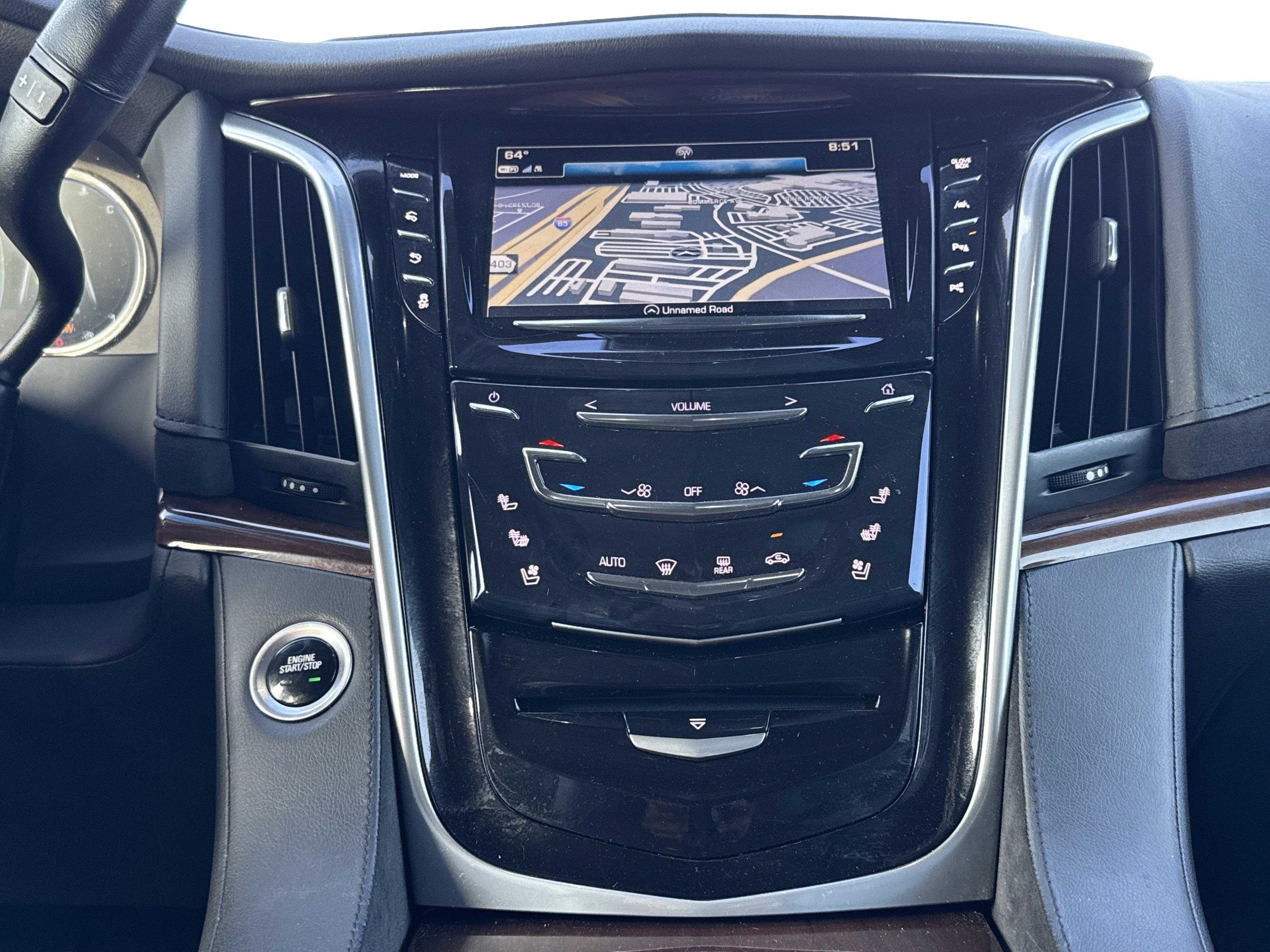 Used 2020 Cadillac Escalade Luxury image 31
