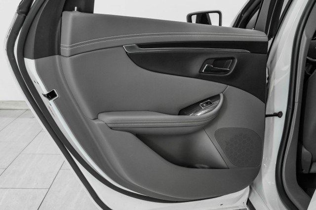 Used 2018 Chevrolet Impala LT image 40
