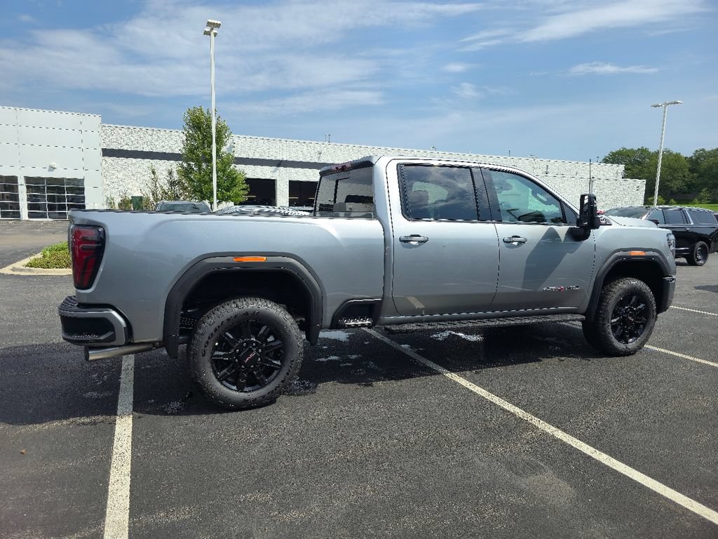 New 2026 GMC Sierra 2500 AT4 w/ AT4 Premium Plus Package AWD/4WD image 7