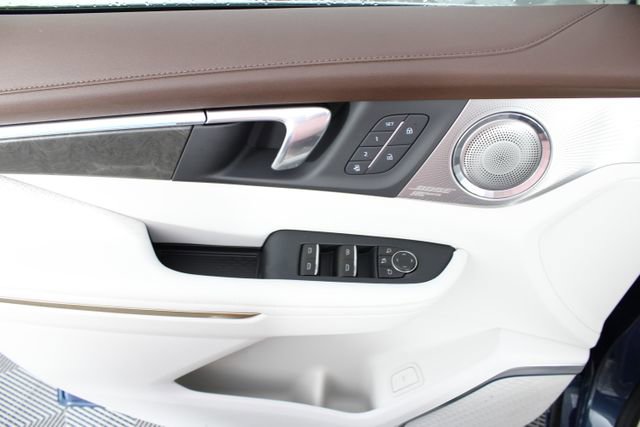 New 2026 Buick Enclave Avenir w/ Super Cruise Package AWD/4WD image 16