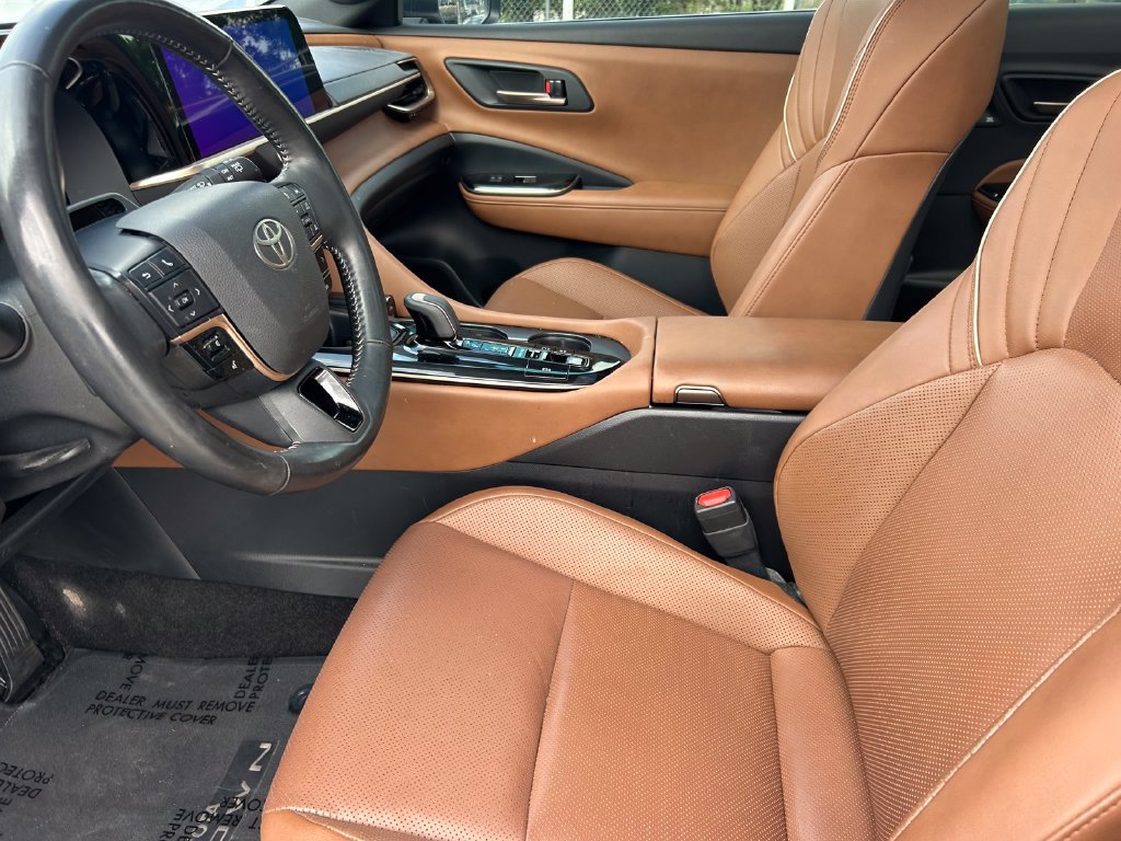 Used 2025 Toyota Crown Signia w/ Advanced Technology Package AWD/4WD image 11
