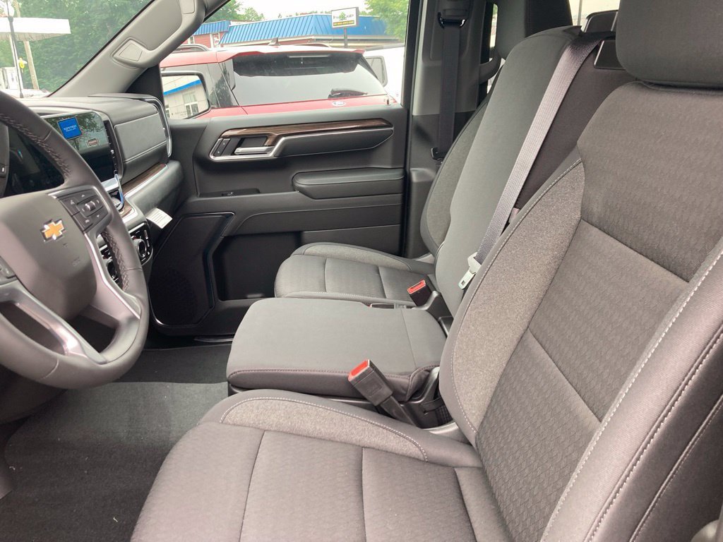 New 2026 Chevrolet Silverado 1500 LT AWD/4WD image 4