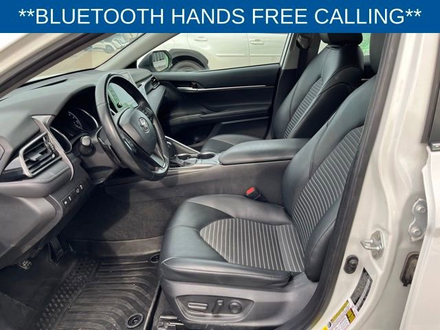 Used 2016 Toyota Camry XLE image 6