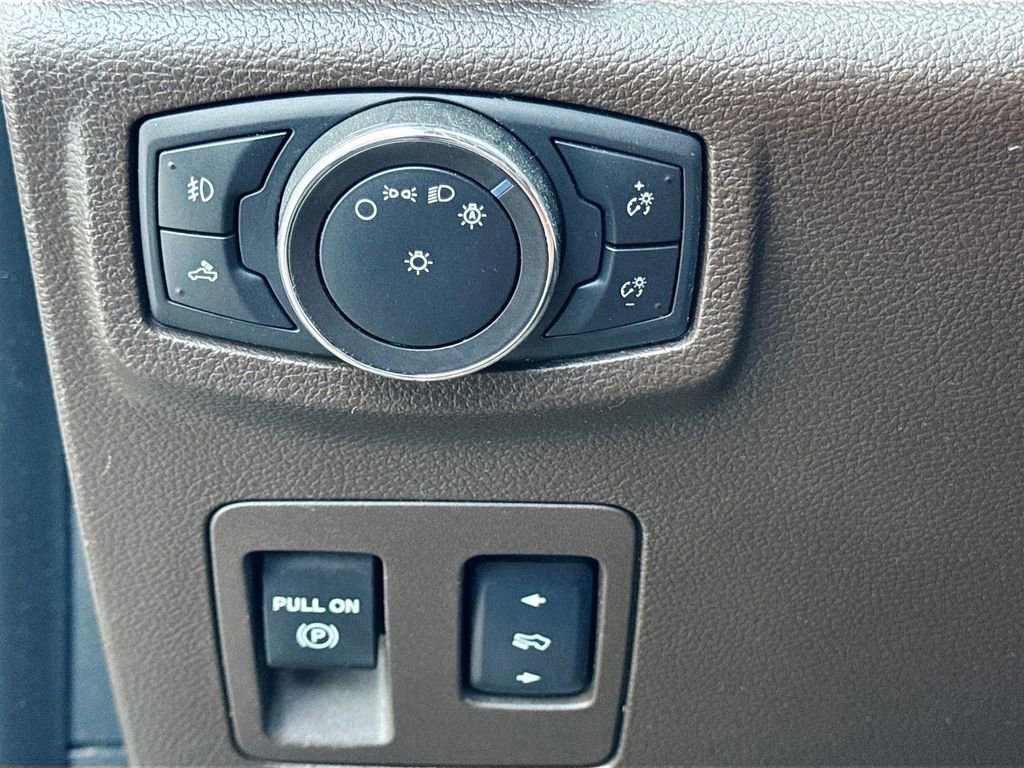 Used 2018 Ford F150 King Ranch w/ Equipment Group 601A Luxury image 12