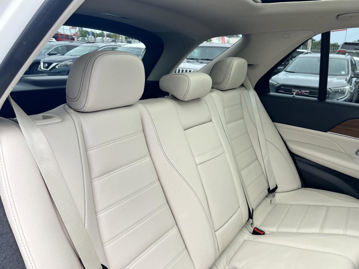 Used 2020 Mercedes-Benz GLE 450 4MATIC image 19