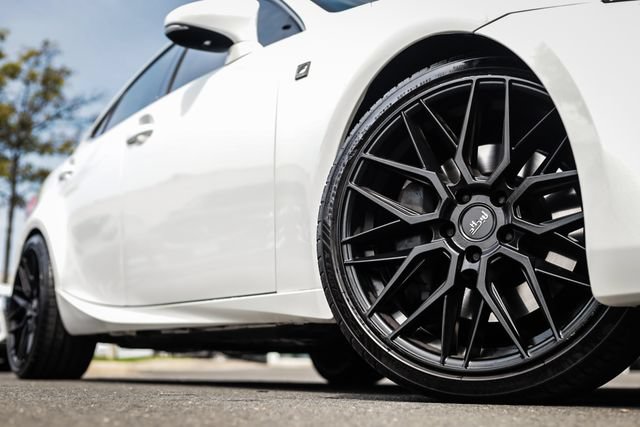 Used 2018 Lexus IS 300 F Sport w/ F Sport Package AWD/4WD image 17