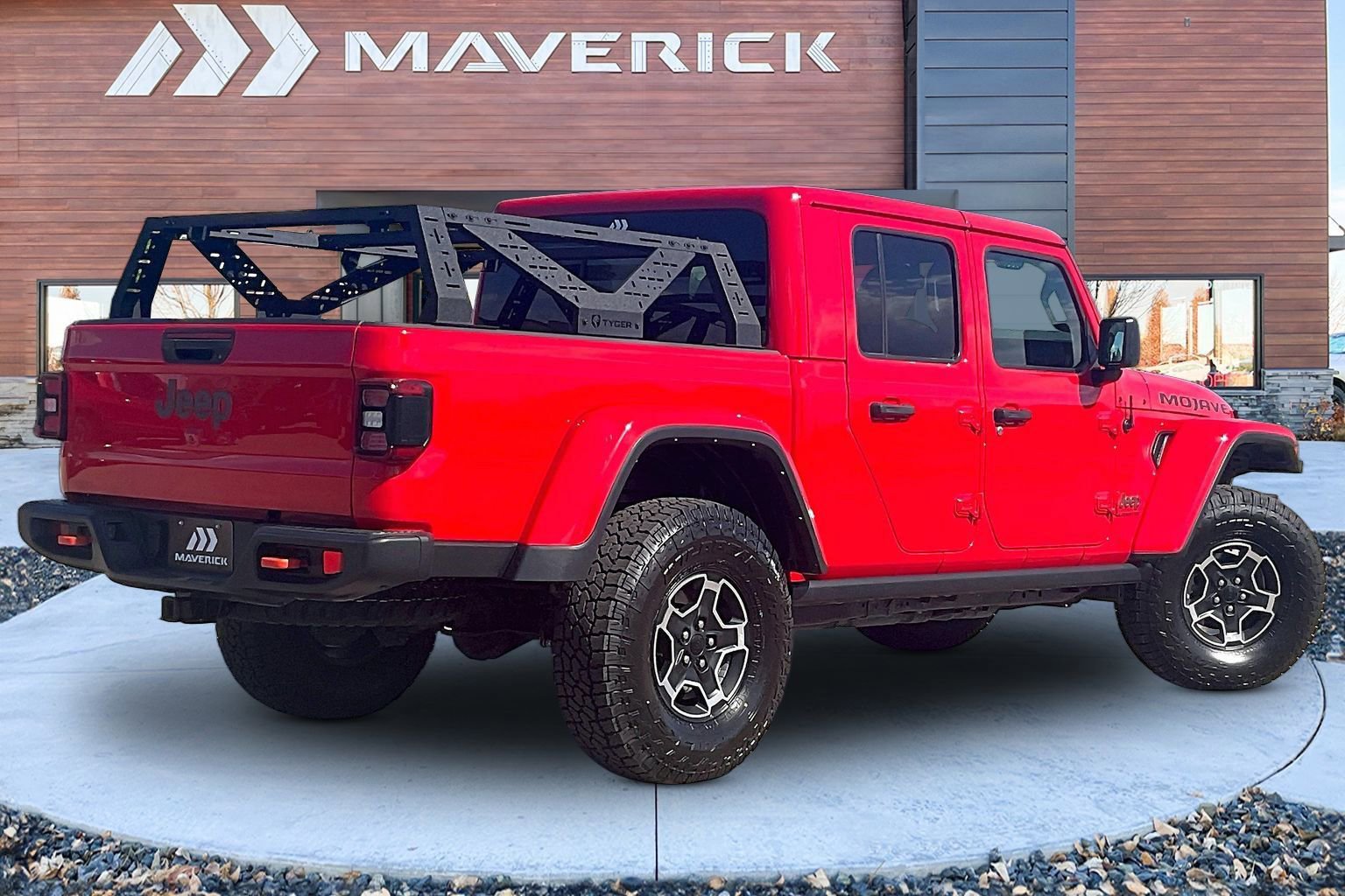 Used 2022 Jeep Gladiator Mojave w/ LED Lighting Group AWD/4WD image 5