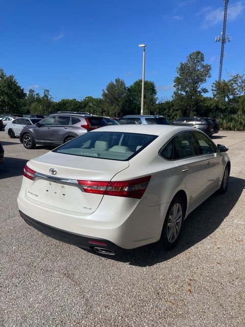 Used 2014 Toyota Avalon XLE image 4