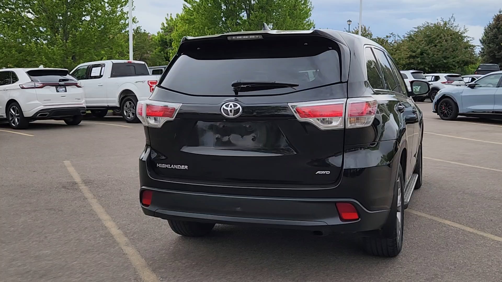 Used 2015 Toyota Highlander Plus AWD/4WD image 17