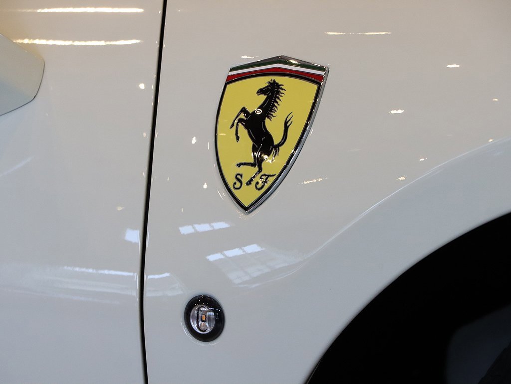 Certified 2022 Ferrari F8 Spider image 14