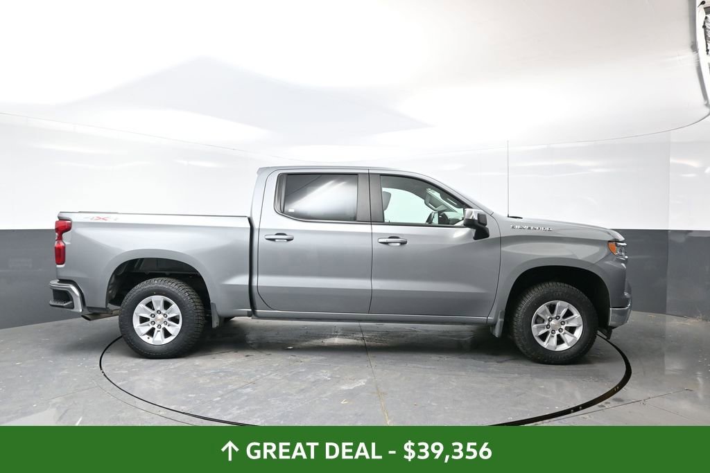 Used 2025 Chevrolet Silverado 1500 LT image 4