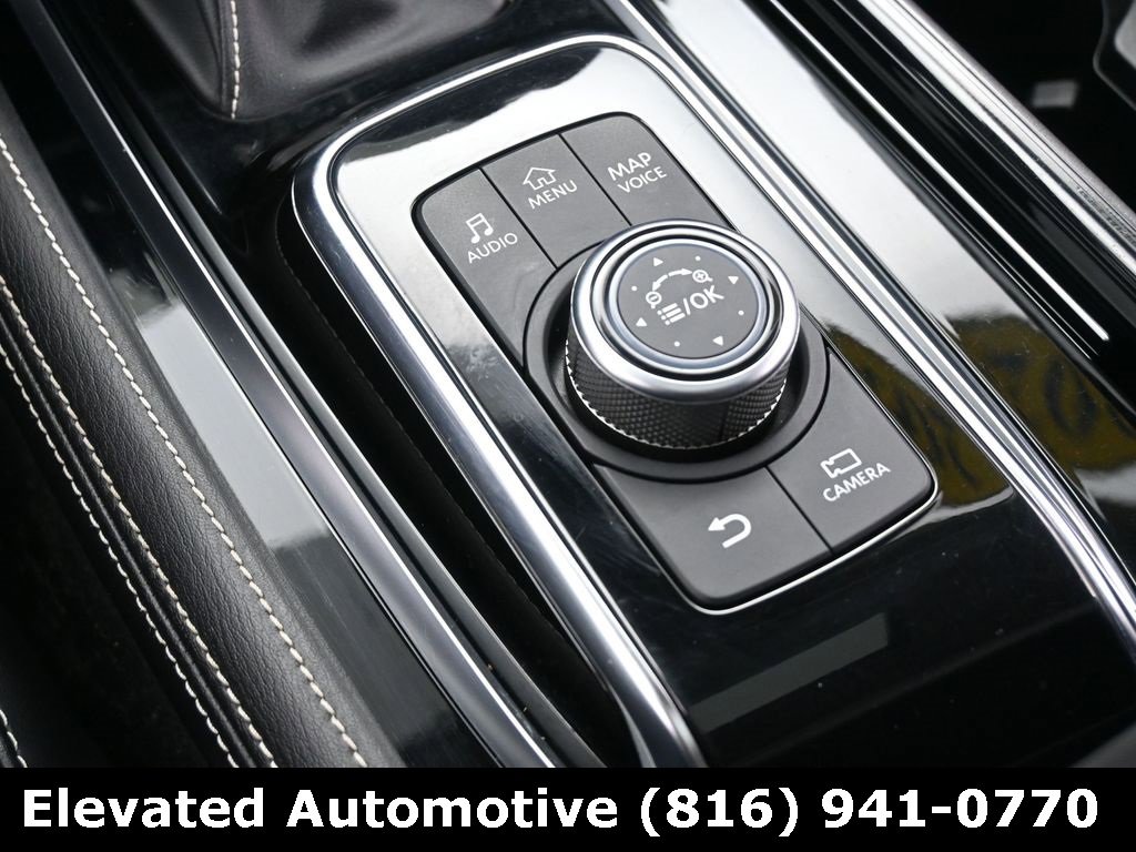 Used 2023 INFINITI QX80 Premium Select w/ All-Season Package image 28