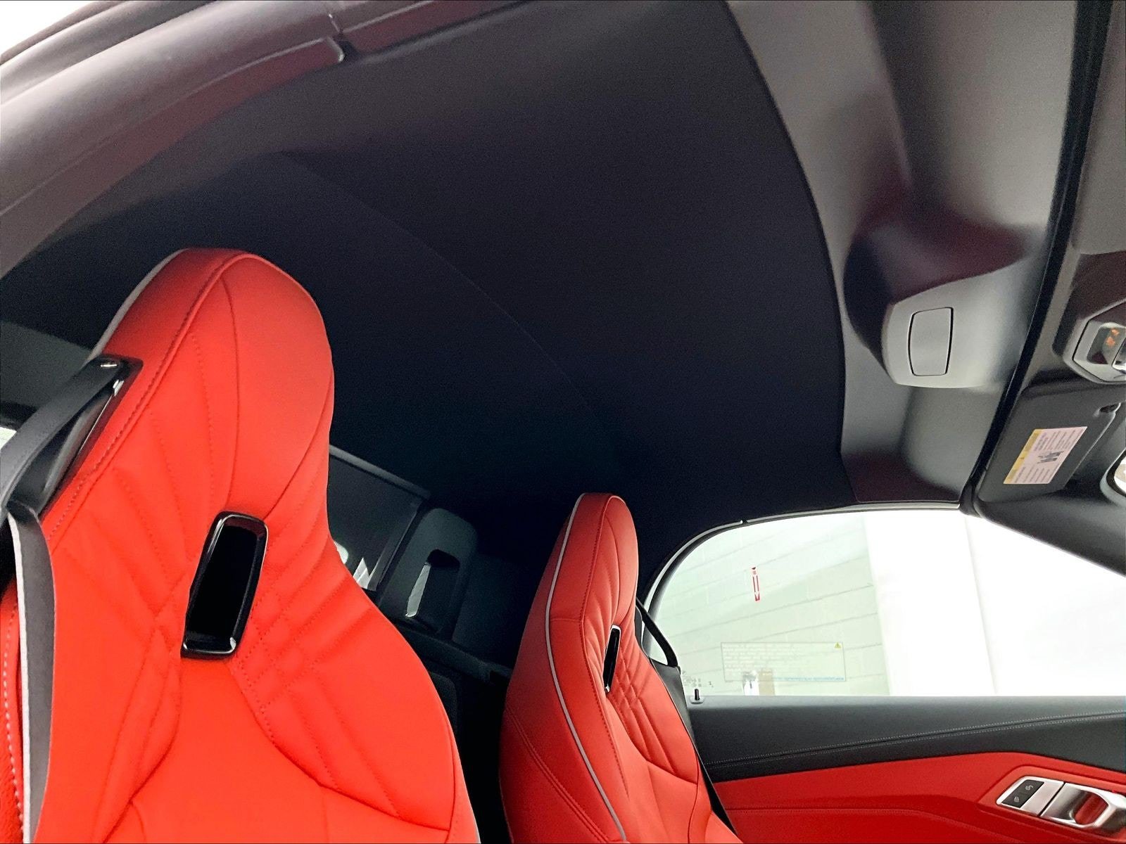 Used 2025 BMW Z4 M40i w/ Premium Package RWD image 28