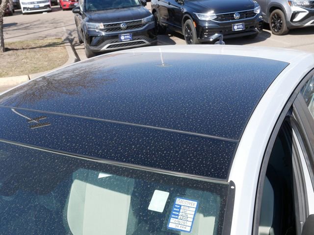 Used 2019 Volkswagen Jetta R-Line FWD image 11