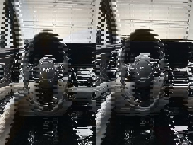 Used 2023 Kia Sorento SX Prestige w/ Panoramic Sunroof Package image 12