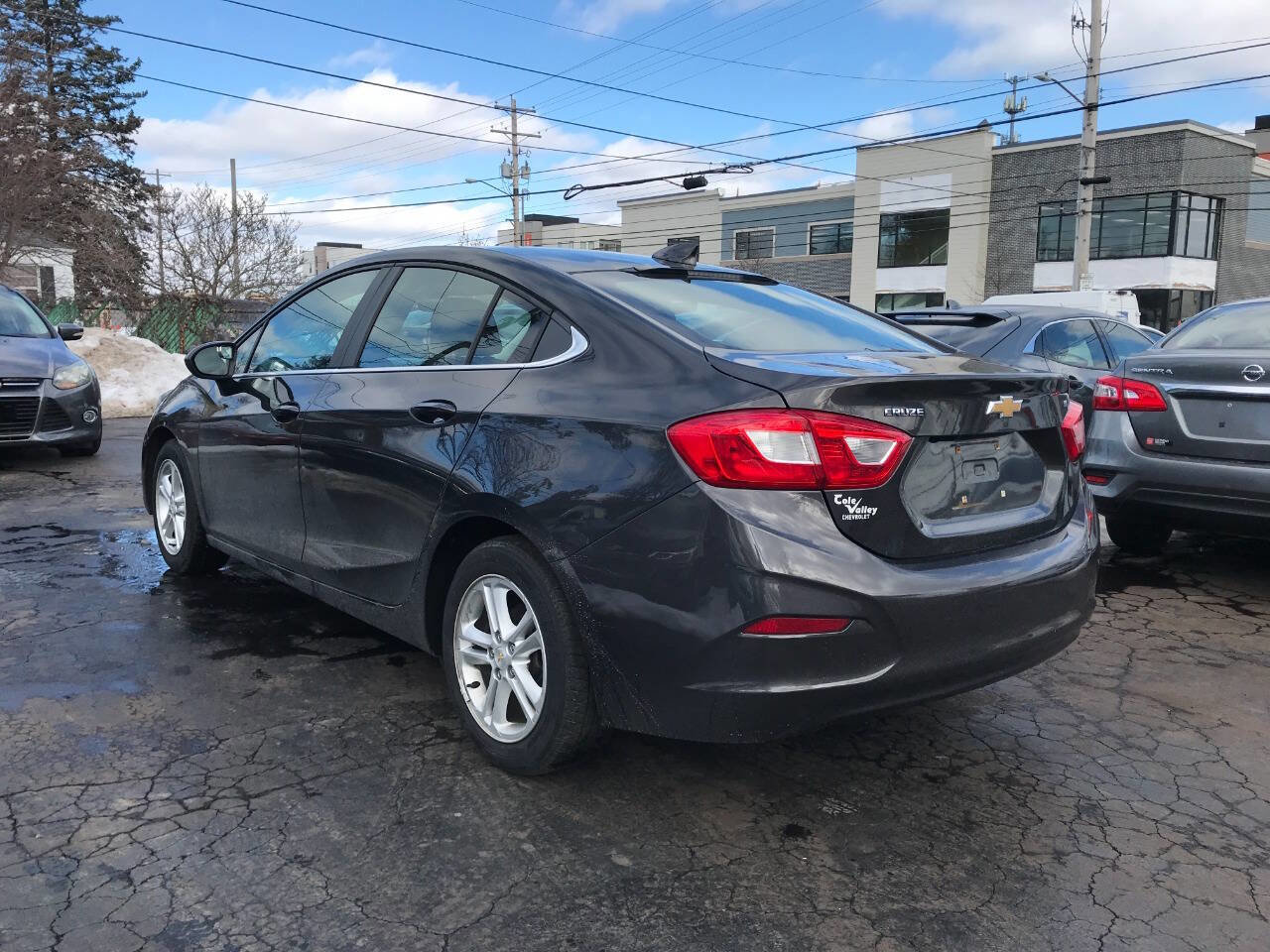 Used 2017 Chevrolet Cruze LT image 5