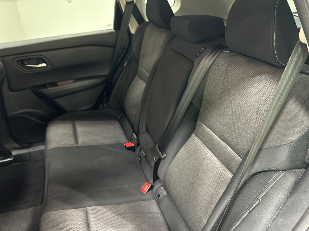Used 2024 Nissan Rogue S FWD image 25
