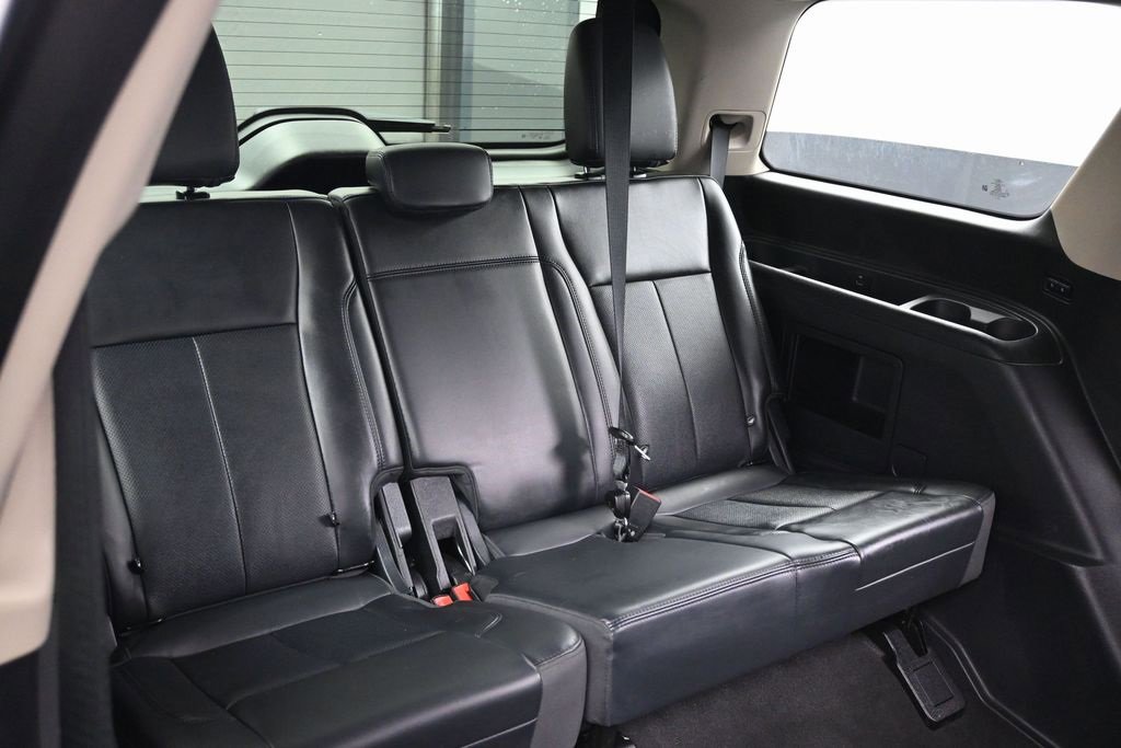 Used 2024 Ford Expedition XLT image 35