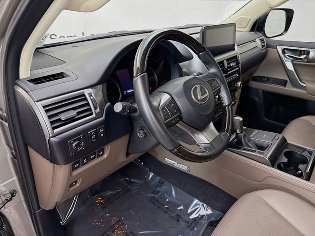 Used 2023 Lexus GX 460 Luxury image 9