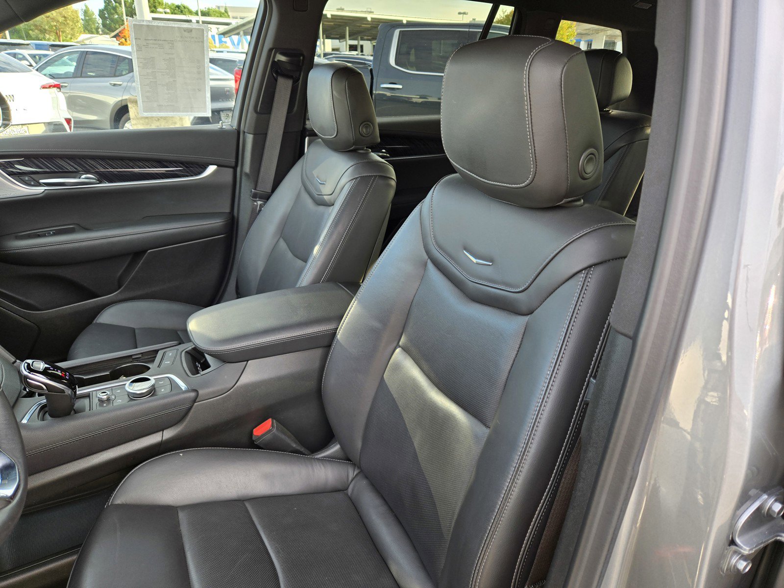 Certified 2025 Cadillac XT6 Premium Luxury image 15