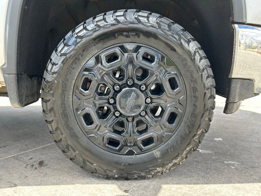 Used 2023 Chevrolet Silverado 2500 LT w/ Convenience Package image 32