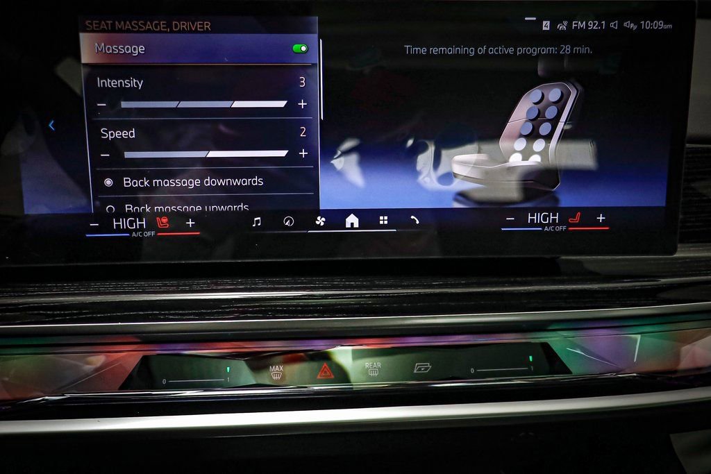 New 2026 BMW i7 xDrive60 w/ Executive Package AWD/4WD image 13