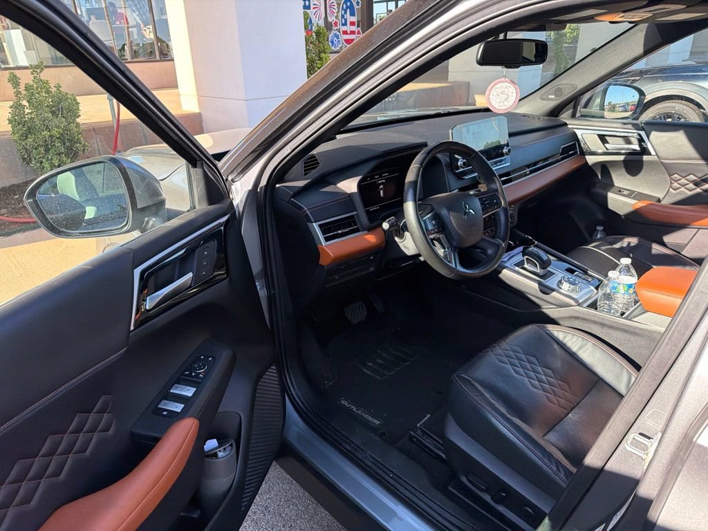 Used 2022 Mitsubishi Outlander SEL AWD/4WD image 7