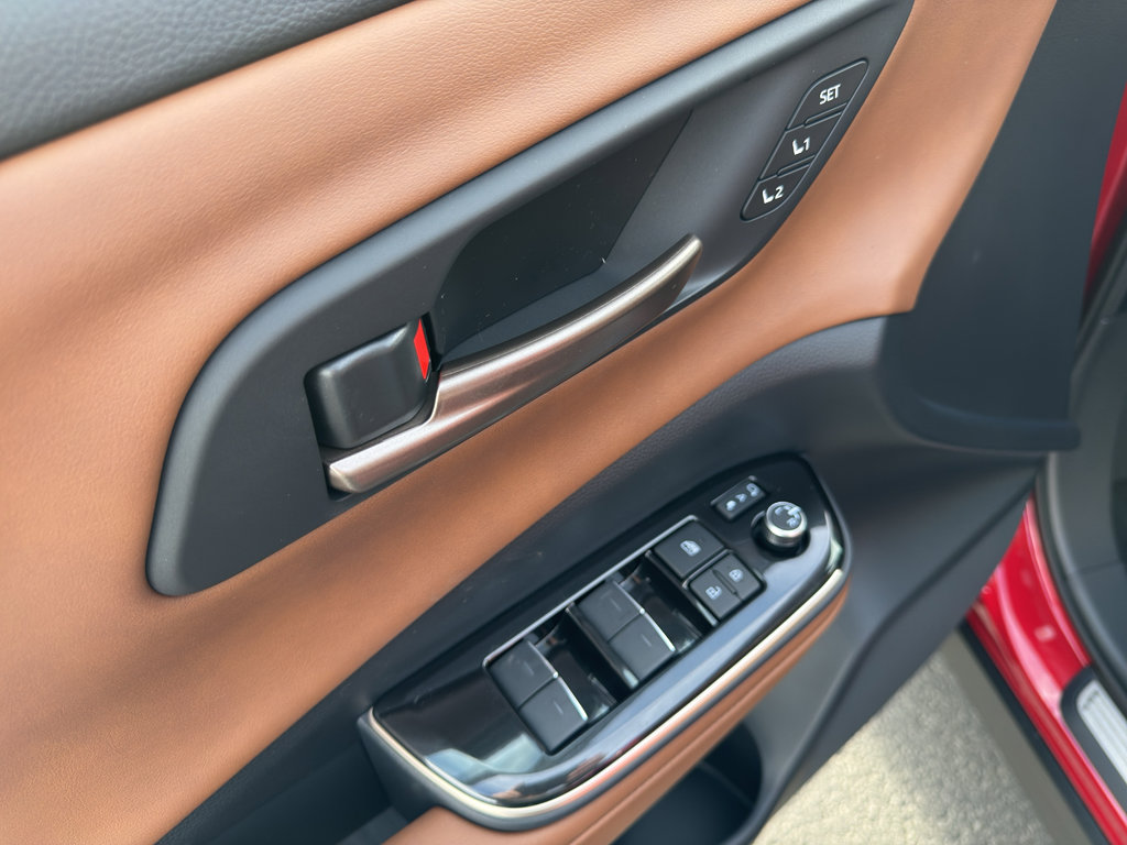 New 2026 Toyota Crown Signia image 12