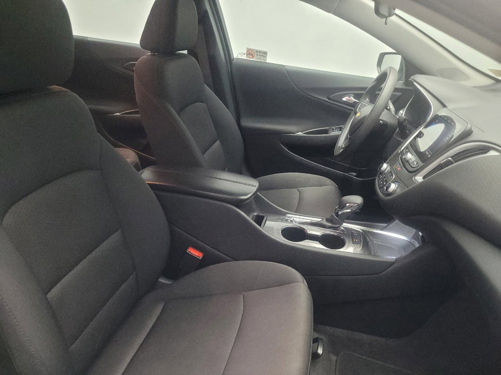 Used 2025 Chevrolet Malibu LT FWD image 21