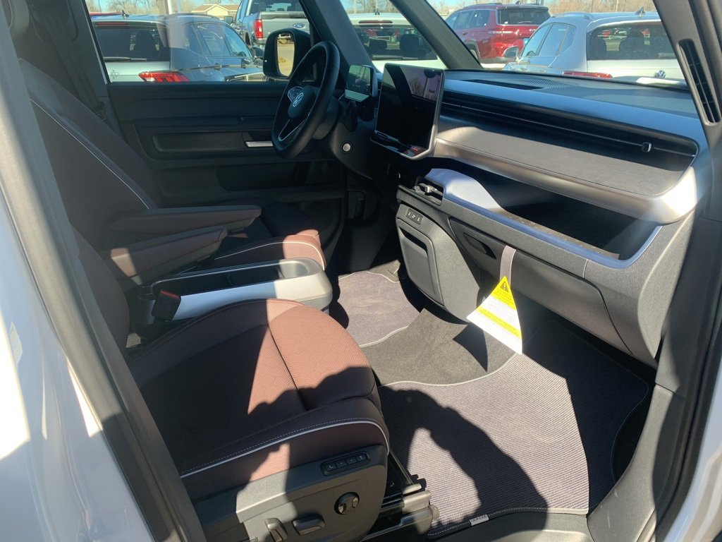 New 2025 Volkswagen ID. Buzz Pro S image 14